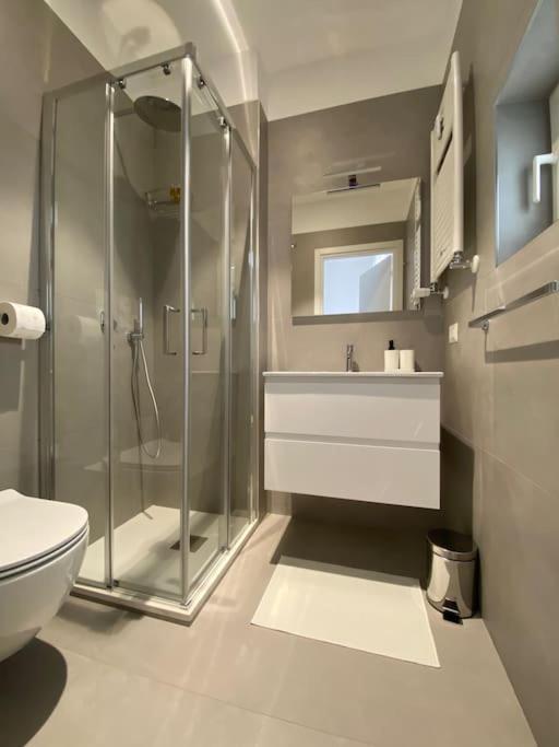 Caesar Apartment Бари Екстериор снимка